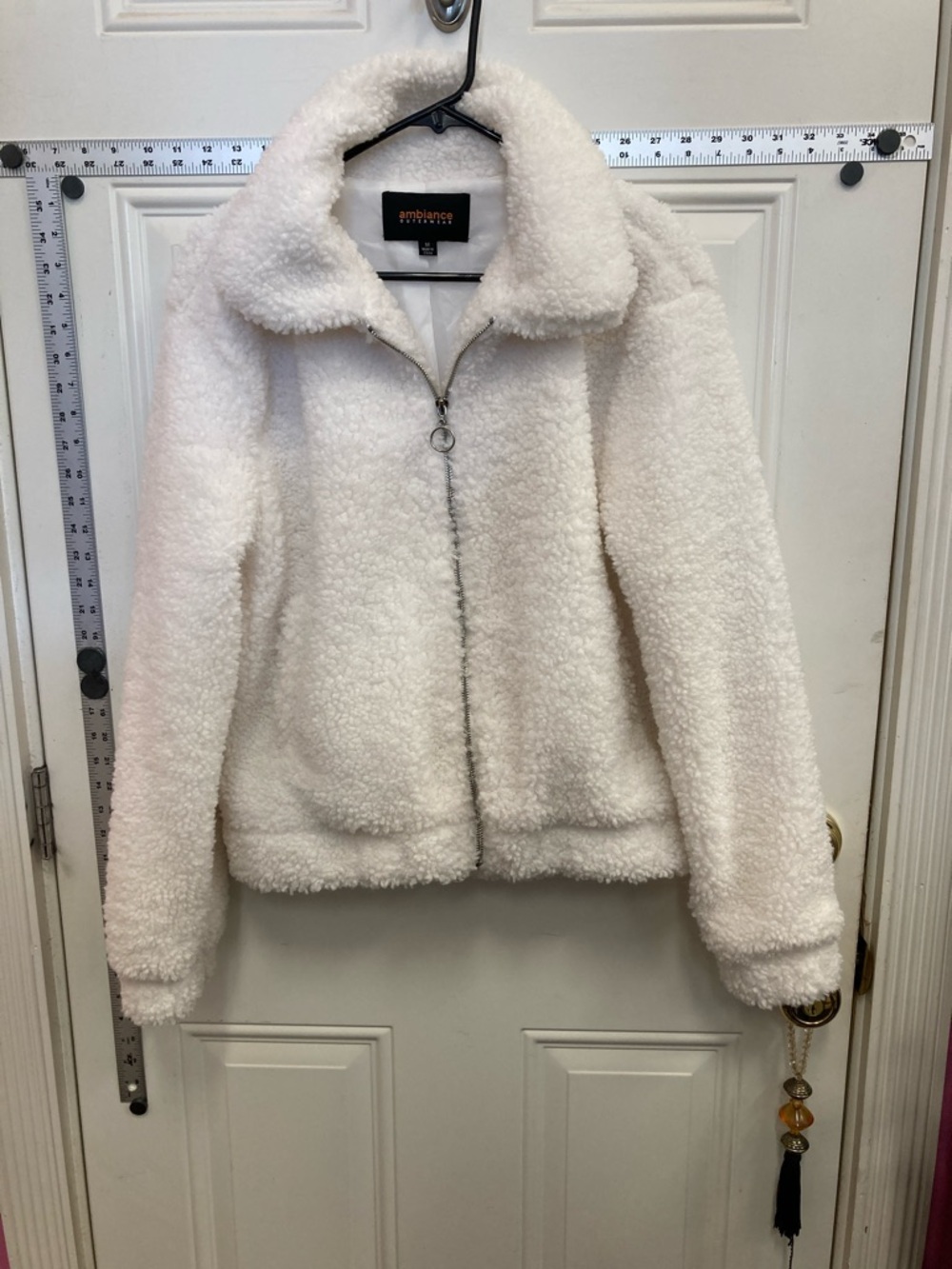 Sherpa, Teddy fabric, cozy, zip up,Wide collar, comfy, fluffy, circle zipper